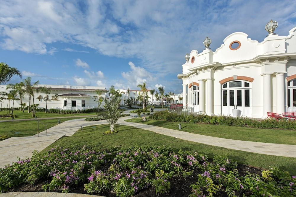 Azul Beach Resort Punta Cana, All Inclusive By Karisma Exteriör bild